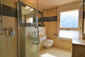 Outside: Detached chalet on 3 floors with magnificent views, for 4 people - approx. 80m2Inside: Brig - Image 4
