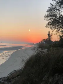 MI Oasis Getaway! Nur 200 Schritte vom Strand entfernt in einer sehr ruhigen Straße - Image 4