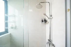 CityHome-4BRs 2Baths People's Square - Image 2