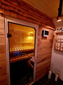 Herzlich willkommen im Tannenhäusle, Ihrem Rückzugsort mit Whirlpool und Sauna - Image 3