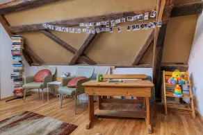 Modern Apartment with lift up, for 4 pers, 1 bedroom, 1 couch, historical building - Image 3