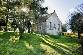 Newly converted, hilltop Chapel - Image 4