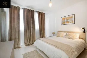 A beautiful, spacious penthouse - Image 4