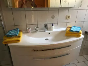 Gemütliche FeWo (60qm) mit 1 Schlafzimmer in ruhiger Lage - Image 3
