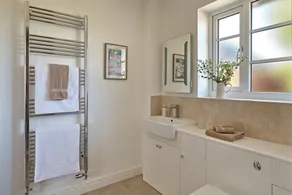 Estate Lodge -  Luxury Cottages - Image 3