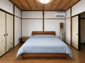 The Old Futon Shop - Free Parking #HU1 - Image 4
