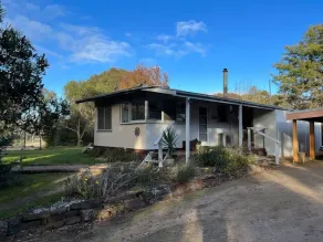 Yarramalong 2 bedroom cottage - Image 5