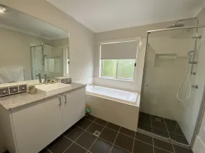 Camellia Cottage Pet Friendly Farm Stay - Image 2