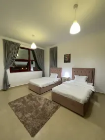 BEACH VIEW, COZY 2BR APARTMENT - Image 3