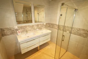 Villetta con vista mare e piscina, priv. Accesso alla spiaggia, moderno e completamente rinnovato - Image 5