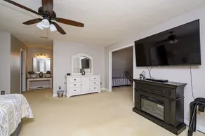 Welcome to King George Manor your family-friendly getaway! - Image 5