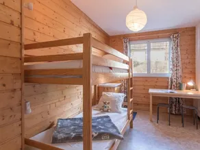 Appartement cosy pour 6 à Chantemerle, Serre-Chevalier. Balcon, parking, casier à ski, 2 étoiles. - Image 3