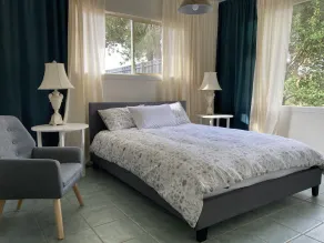 4 bedroom 2 Bathroom Aircon beach front Pet Friendly Kingscote /Brownlow wifi - Image 4