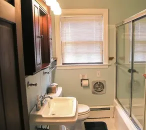 Ideal Chatham Location.  Waterview, Beach, Walk to Town,Great Views,4 Bedroom,AC - Image 2