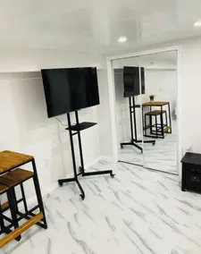 Large home with Separate Apartment & Private Pool - Image 2