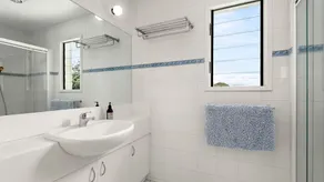 Point Lonsdale Retreat - Image 4