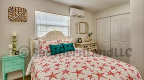 Quiet, clean, quaint #2 - Image 4