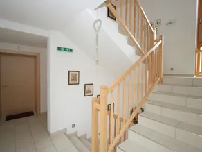 Spacious Apartment in Uderns near Ski Area - Image 2