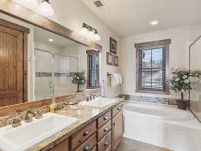 Luxury Lodges of Snowcreek - On the Golf Course - Image 2