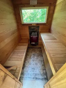 Whisper Creek Lodge! Lower Level Suite! - Image 2