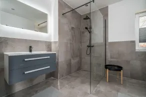 Stylish new vacation home on Lake Müritz with fireplace in a very quiet location on the outskirts of the village - Image 3