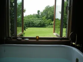 Natural Beauty With Luxury Accommodations - Image 3