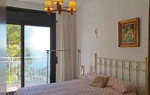 Cozy home in Blanes with private swimming pool, can be inside or outside - Image 4