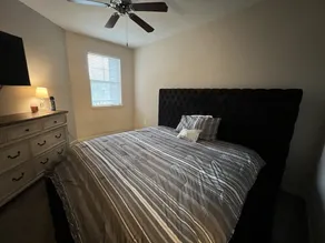 Cozy 1 Bedroom apartment - Image 4