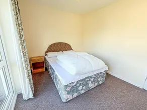 8 Berth Chalet To Hire At Bermuda Holiday Park Nearby Hemsby Beach Ref 18192B - Image 5