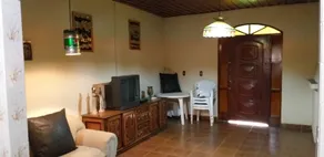 HERMOSA CASA CON PISCINA Y LAGO - Image 2