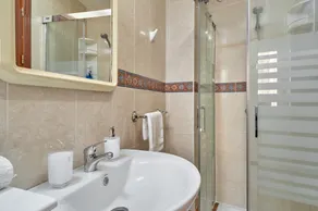 Apartamento Estúdio \"Lintras\" com Piscina Partilhada e Wi-Fi - Image 2