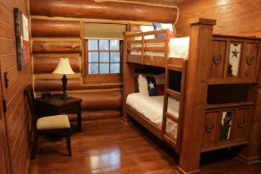 Log Cabin With Trails/Pool/Game Room/Acreage/ Near Houston - Image 3