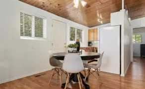 New Listing Heyburn Street Haven, Clean Central TF - Image 5