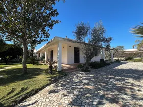 SALENTO - VILLA COMODA E SPAZIOSA 3 CAMERE DA LETTO, 2 BAGNI, GIARDINO PRIVATO - Image 3