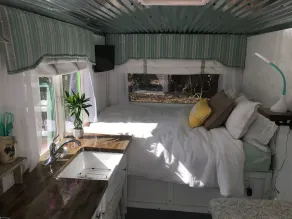 The Happy House Tiny Guest House - Image 4