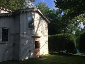 Woodstock Village Carriage House - Image 5