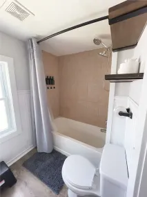 ***Hygge Home Minutes from DT St. Paul*** - Image 3