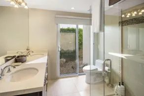 Mid Century Modern-Stunning Mountain Views, Quiet, Clean, Bright & Open Design. - Image 2