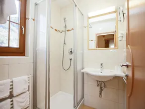 Apartment in Kaltenbach near Ski Lift - Image 4