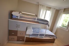 Familj & husdjursvänligt lyxig landgård med uppvärmd inomhuspool. - Image 3
