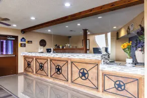 Boerne Inn and Suites - Image 4