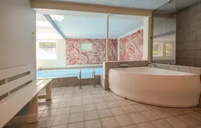 Lovely Home In Fur With Kitchen - Image 2