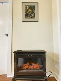 Cozy Home, Minutes from Killington! Washer/Dryer & Free Disney+/Peacock! - Image 3