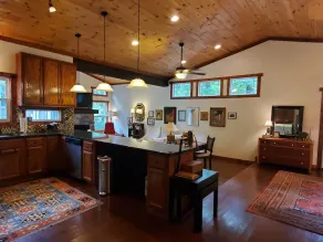 Peaceful Mountaintop Cottage - Image 2
