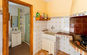 Amazing Home In Urbanización La Sima - Image 2