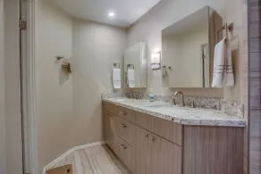 2 Connected Homes Walking Distance to the Beach and Track: The Surf & Turf in Del Mar - Image 5