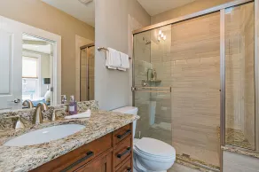 GLITZ & GUITARS I Stylish 3BR with Rooftop Hot Tub in East Nashville - Image 3