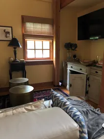 Saugerties-Woodstock retreat, hot tub, 5 min from Woodstock - Image 4