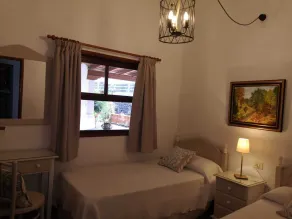 Haus in einem natürlichen Raum in der Nähe des Meeres. - Image 3