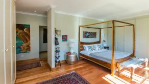 Magnificent luxury home, ideal for work or leisure. ALL Amenities Included. - Image 4